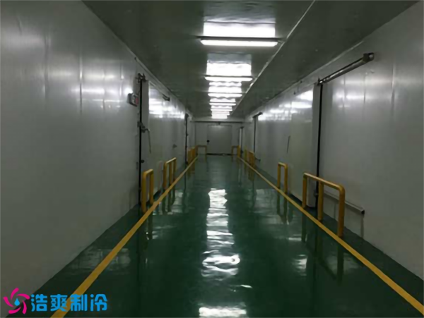 40平米小型食品深夜免费网站建造