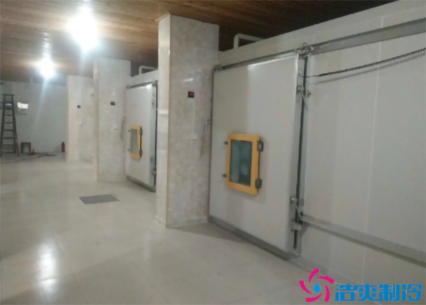 建造7000立方米连锁餐饮深夜免费网站大概需要投资多少钱？