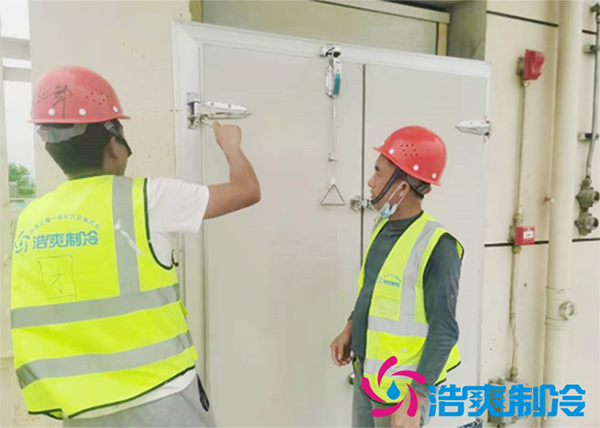 300吨深夜免费网站建造一般多大面积_深夜免费网站建造成本多少？_深夜在线视频制冷